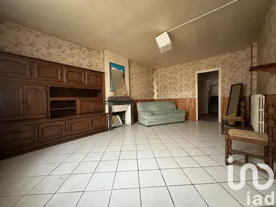 House at Gland (02400)