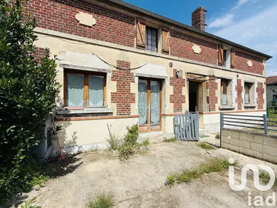 Village house at Saint-Sauveur (60320)