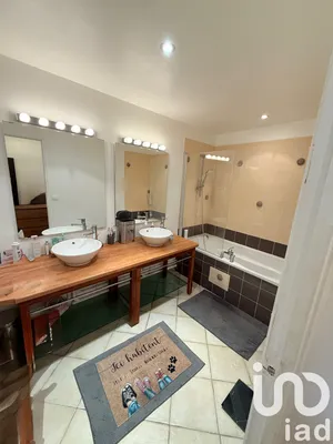 Apartment in Chilly-Mazarin (91380)