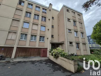 Apartment in Colombes (92700)