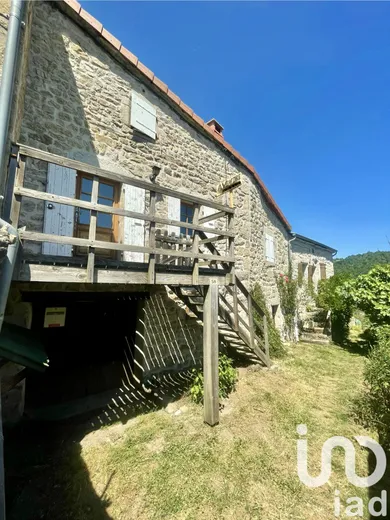 Traditional house at Saint-Symphorien-de-Mahun (07290)