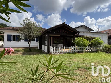 House at Saint-Vincent-de-Tyrosse (40230)