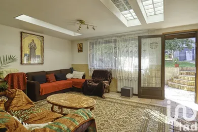 House at Montmagny (95360)