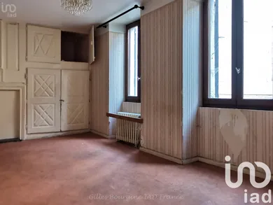 Immeuble à Marvejols (48100)