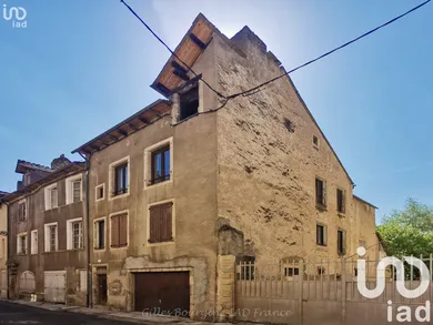 Building in Marvejols (48100)