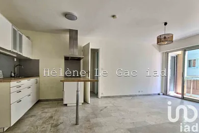 Apartment in Toulon (83000)