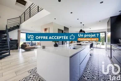 Maison d'architecte à Saint-Jean-de-Thurigneux (01390)