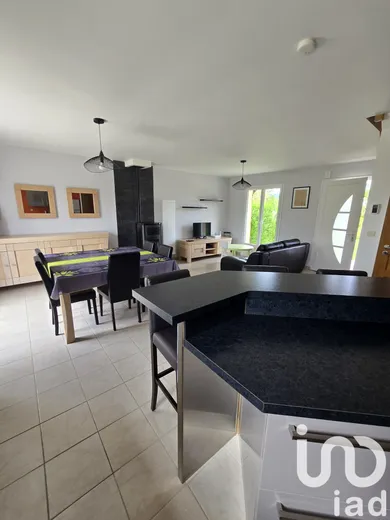 Detached house in Trélou-sur-Marne (02850)