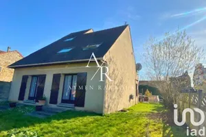 Architectural house at Sannois (95110)