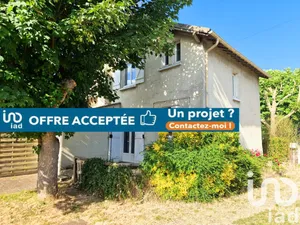 House at Gargenville (78440)