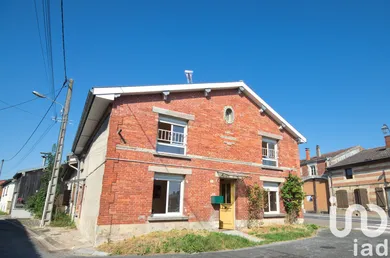 Village house at Valmy (51800)