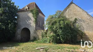Maison à Bruère-Allichamps (18200)