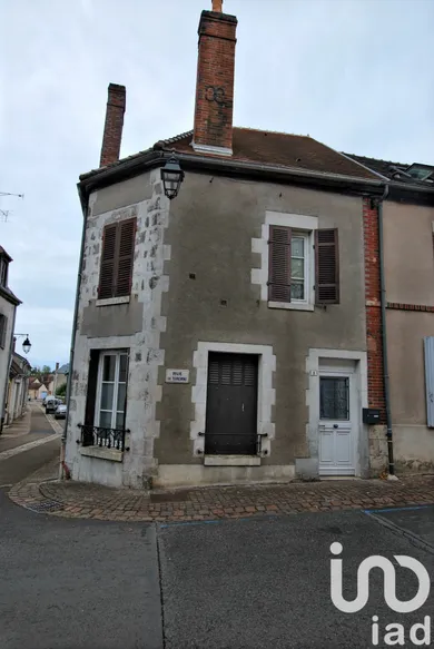 Immeuble à Bléneau (89220)