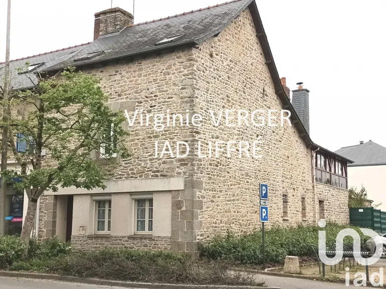Maison 6 pièces 144 m² · à Liffré · 144 m² · 250 000 €