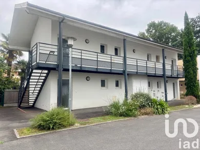 Appartement à Lons (64140)