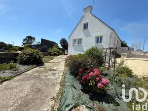 House at Audierne (29770)