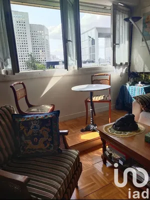Apartment at Puteaux (92800)