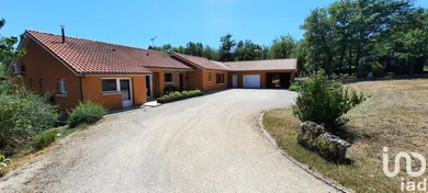 Traditional house at La Rouquette (12200)
