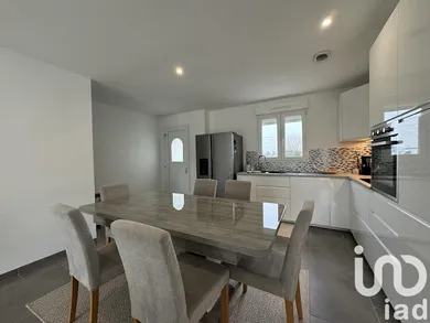 Maison à La Chapelle-sur-Loire (37140)