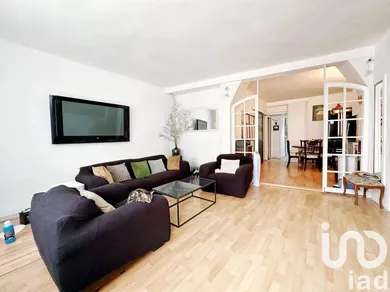 Apartment in Issy-les-Moulineaux (92130)