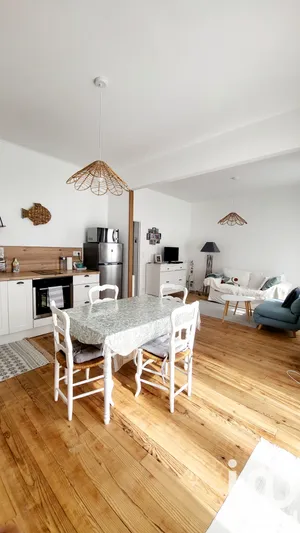 Appartement à Saint-Valery-en-Caux (76460)