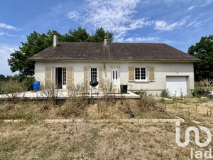 Traditional house at Sully-sur-Loire (45600)