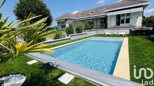 Traditional house at Croizet-sur-Gand (42540)