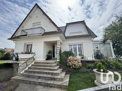 Pavillon à Noiseau (94880)