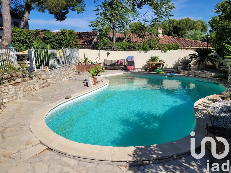 Maison 4 pièces 268 m² · à Rognac · 268 m² · 840 000 €
