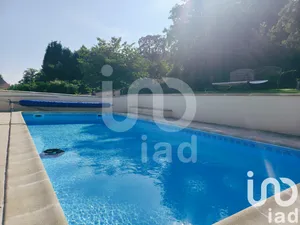 House at Belleu (02200)