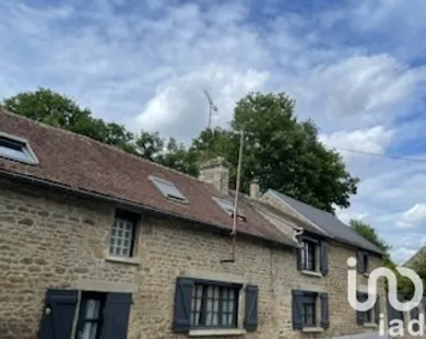Village house at Saint-Pierre-des-Nids (53370)
