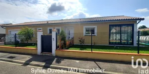 Traditional house at Nohic (82370)