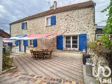 House in Soignolles-en-Brie (77111)