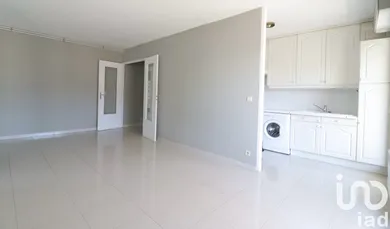 Apartment in Cannes (06400)