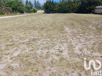 Terrain à Le Thor (84250)