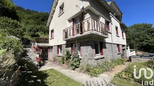 Building at Mont-Dore (63240)