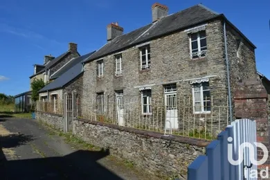 House at Cormolain (14240)