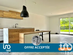 House at Monterblanc (56250)