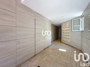 Appartement à Hyères (83400)