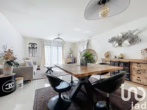 House at Pontault-Combault (77340)