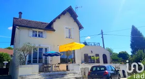 Village house at Saint-Aubin-sur-Yonne (89300)