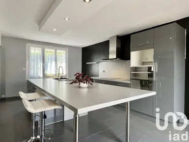 Maison à Charleville-Mézières (08000)