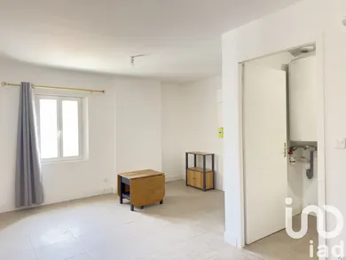 Apartment in Besse-sur-Issole (83890)