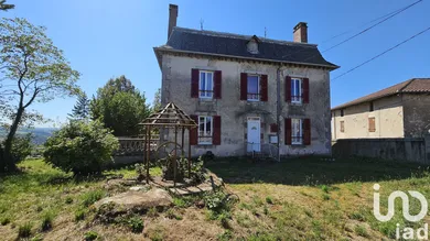 Demeure à Saint-Étienne-de-Maurs (15600)