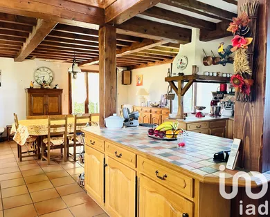 Maison traditionnelle à Bessenay (69690)