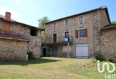 Maison de village à Doranges (63220)