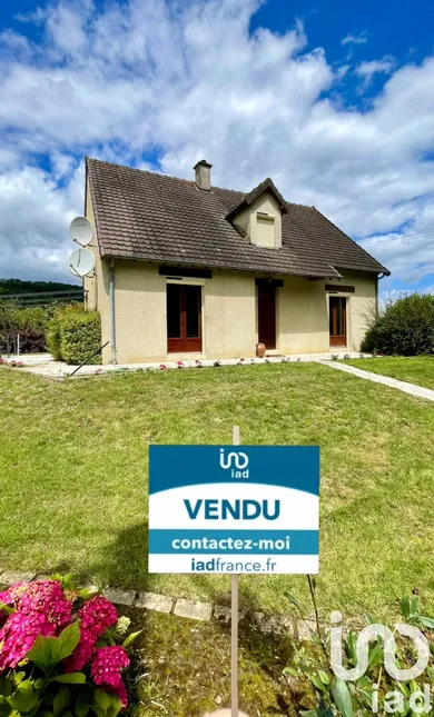 Traditional house at Saint-Eugène (02330)