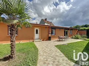 House at Cauvigny (60730)