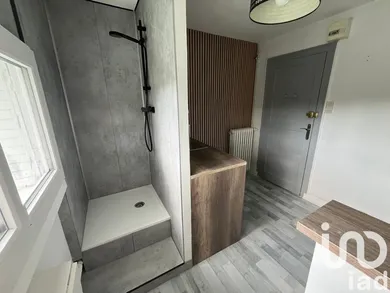 Studio à Saint-Étienne (42100)