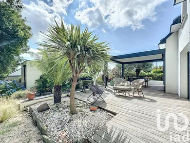 House at Baden (56870)